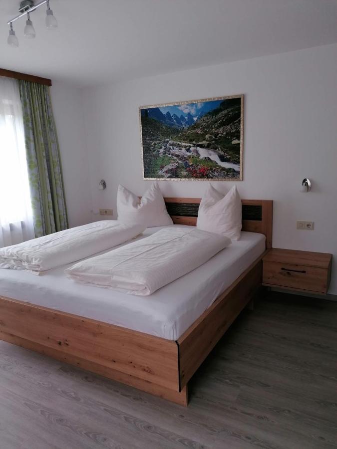 Haus Bergkranz Bed & Breakfast Лермос Екстериор снимка