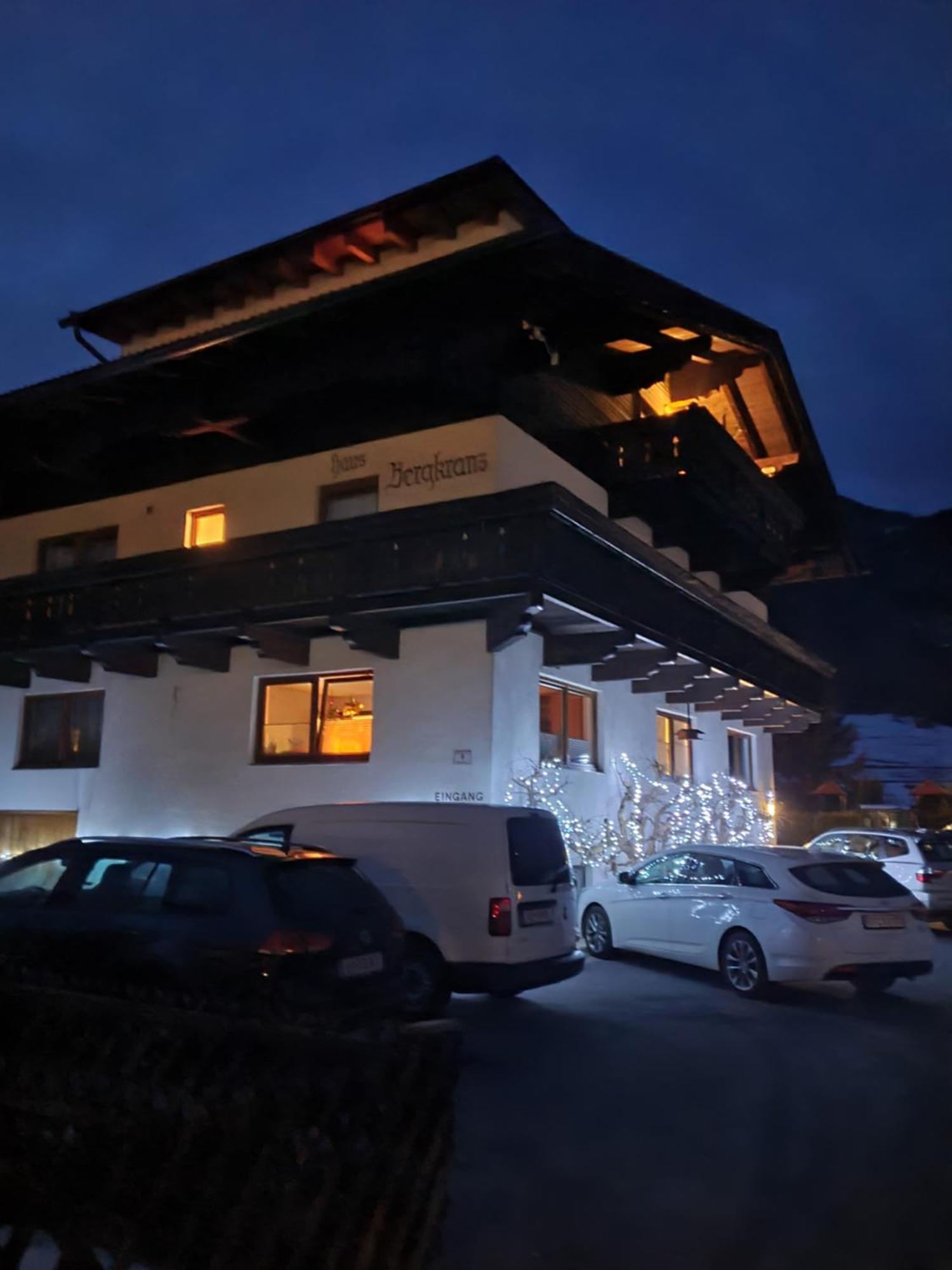 Haus Bergkranz Bed & Breakfast Лермос Екстериор снимка