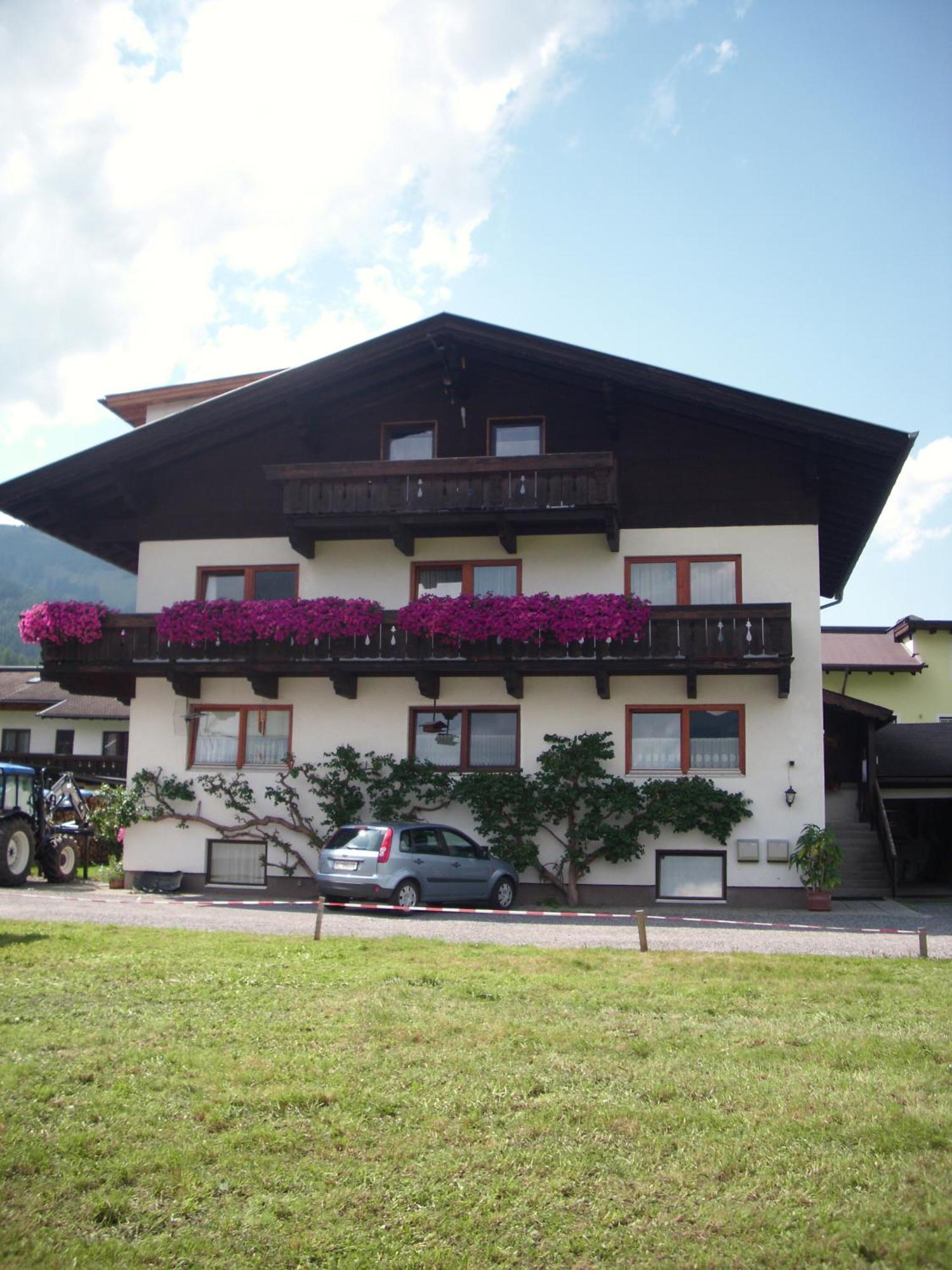 Haus Bergkranz Bed & Breakfast Лермос Екстериор снимка