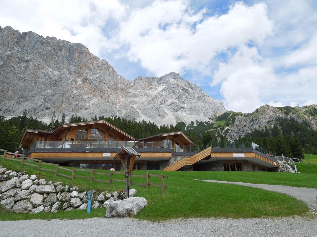 Haus Bergkranz Bed & Breakfast Лермос Екстериор снимка